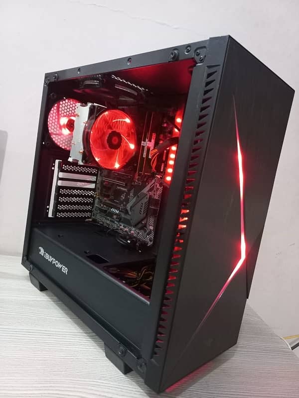 Ryzen Gaming PC with MSI 144hz Screen 5