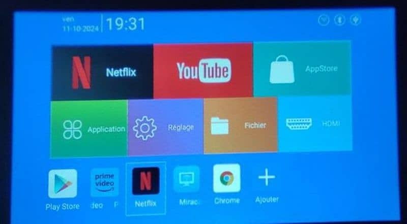 Projector Android 4k  hy300 9