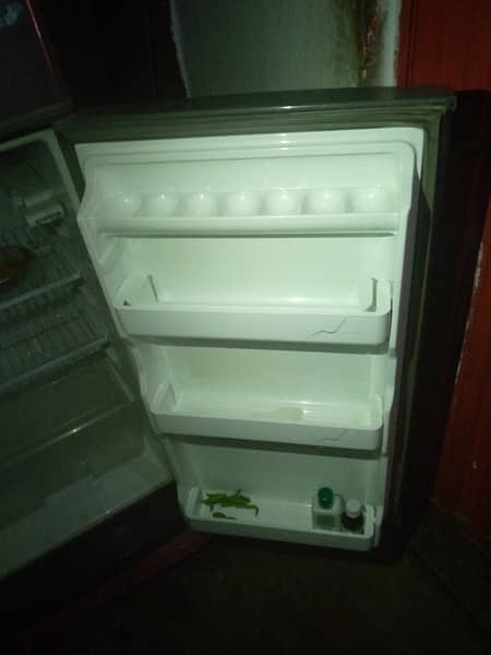 dawlance fridge for sale all ok 2