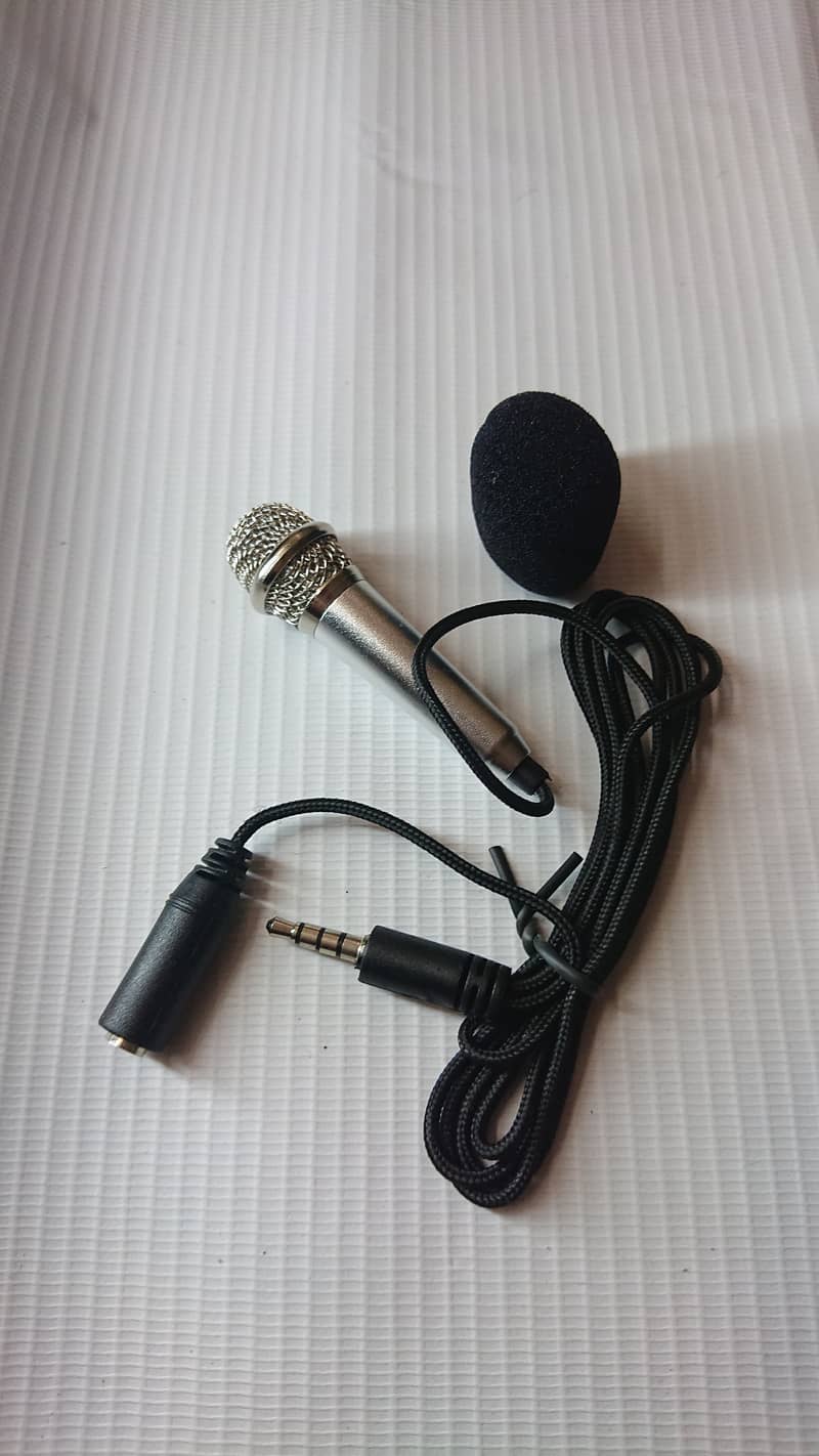 mini mic 0