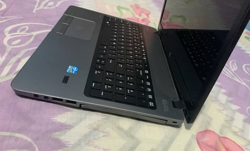 Hp core i5 4th generation 8gb rame 128gb ssd 3