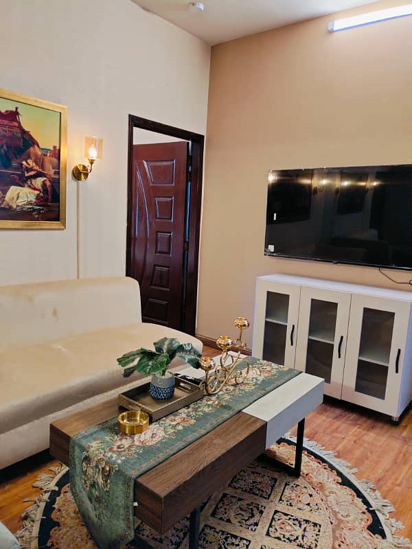 Luxury Fully Furnished 1 Bedroom apartment available for rent in E-11/4 2