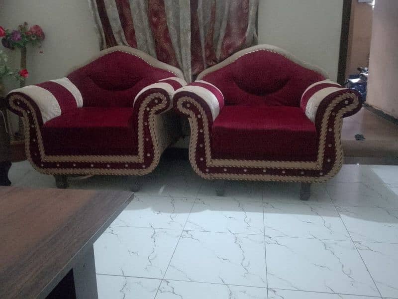 5 seater sofa set in gud condition 1