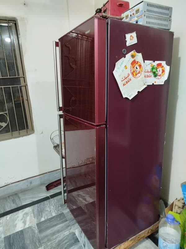 orient fridge for sale in excellent condition 5