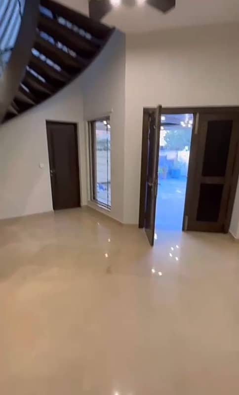 URGENT SALE 1 Kanal Used House For sale in DHA Phase Very Hot Location In Very Reasonable Price 18