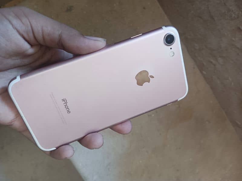 iPhone 7 non PTA 1