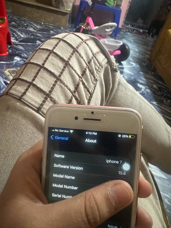 iphone 7 bypass 32gb 10/8 condition urgent sale battry changed 4