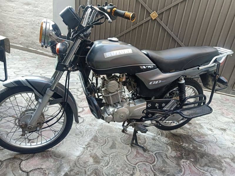 Suzuki 110 mint condition 5