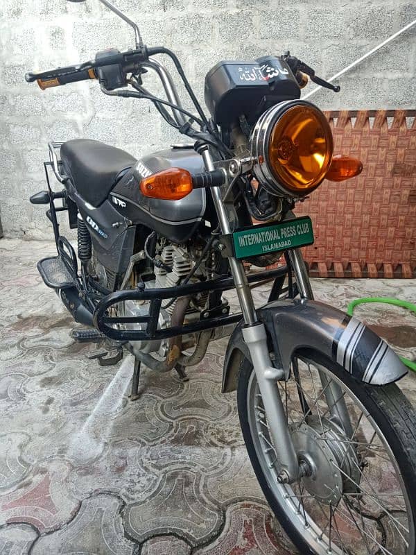 Suzuki 110 mint condition 7