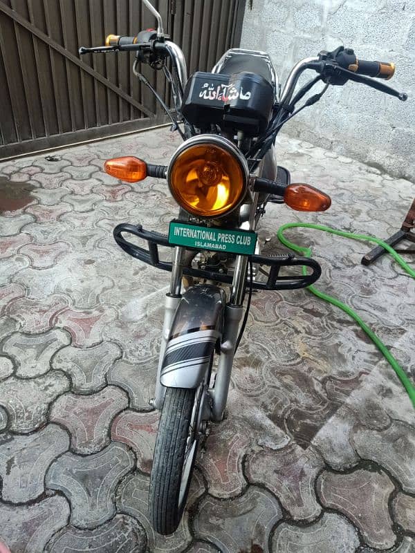 Suzuki 110 mint condition 8