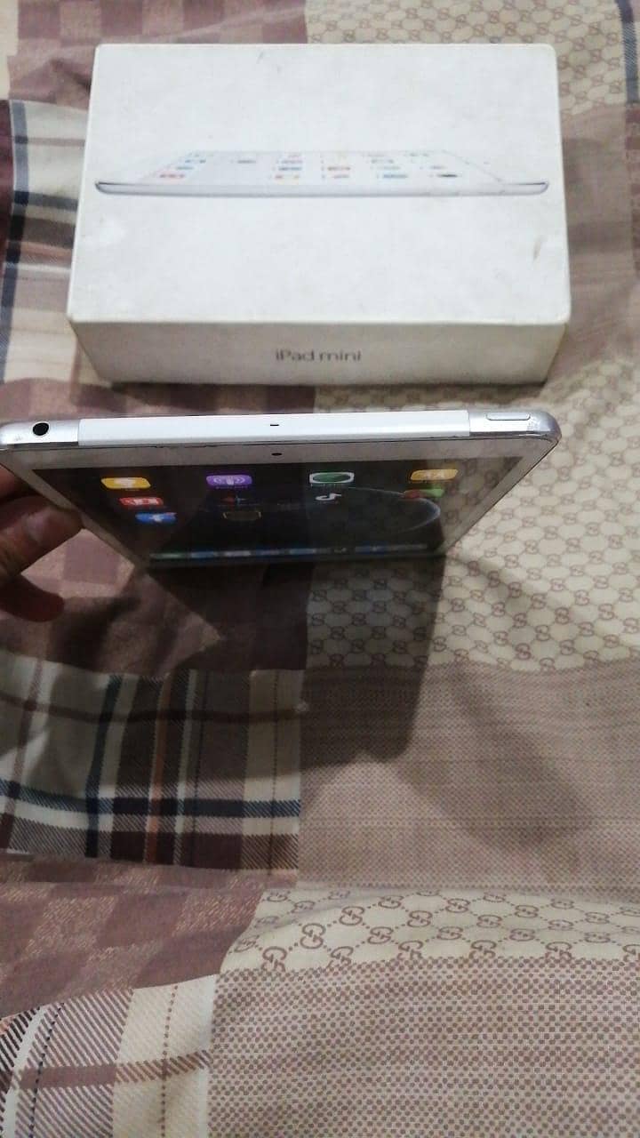 apple ipad mini 2 0