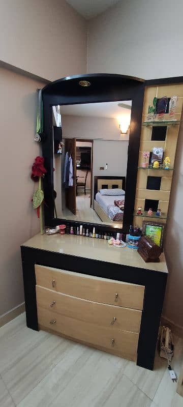 Complete Bedroom Set with wardrobe Side Table Standing Mirror Dresser 7