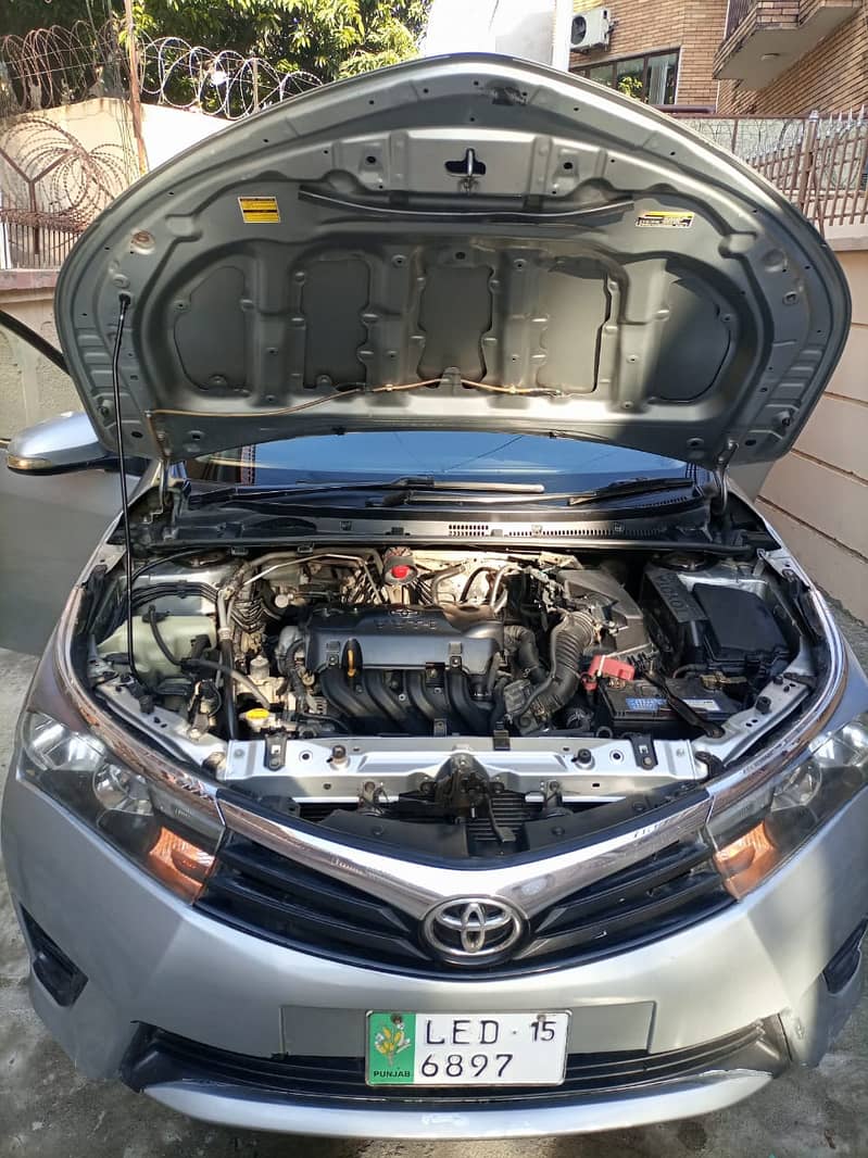 Toyota Corolla GLI 2015 17