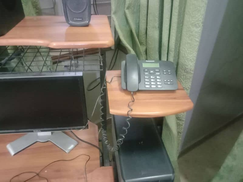 Computer Table for Sale 7