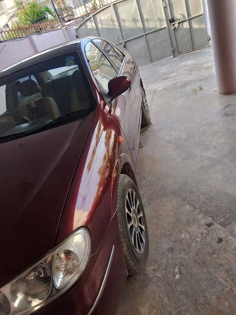 Nissan Sunny 2007 Saloon 16