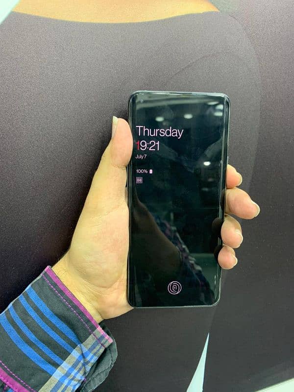 One plus 9Pro minor Shade Condition 8/10 Non pta 12/256GB 1