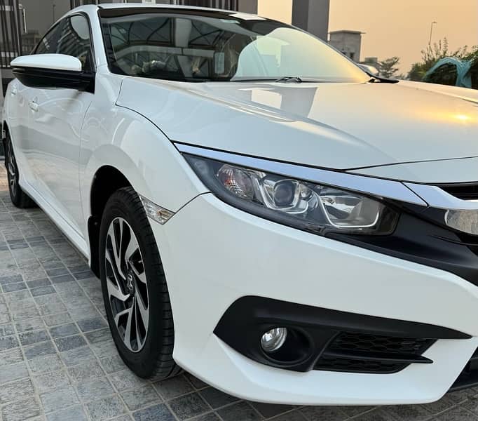 Honda Civic Oriel 2017 1