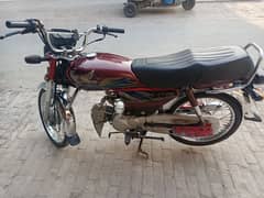 CD 70 Honda, one hand used contact 03006940449 0