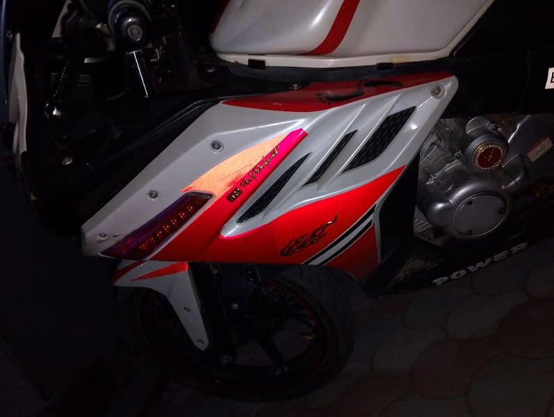 SUZUKI POWER 200CC for sale KPK register Mansehra number k sath. 6