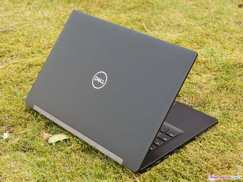 Dell Latitude 7390 1