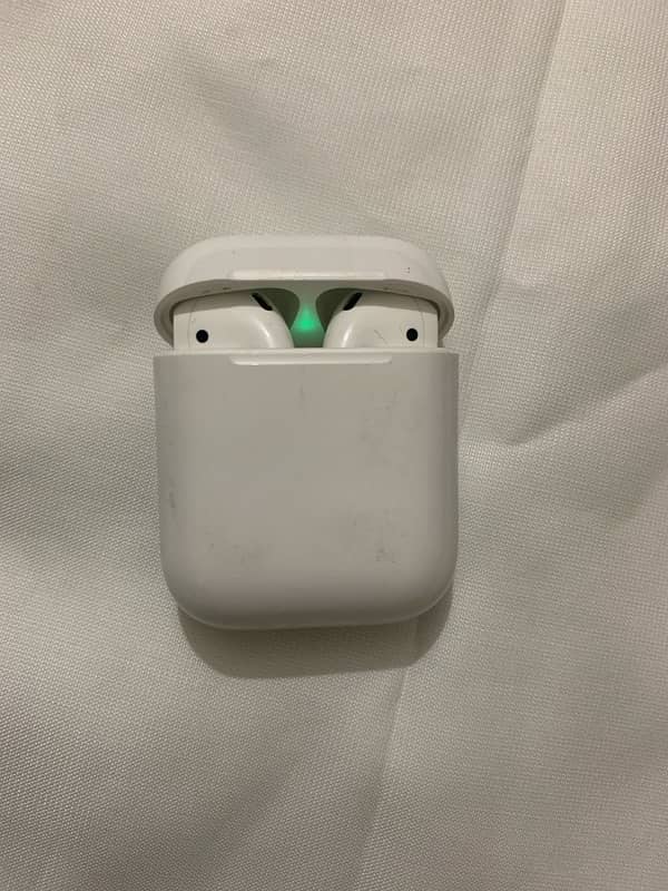 Apple Earpods 0