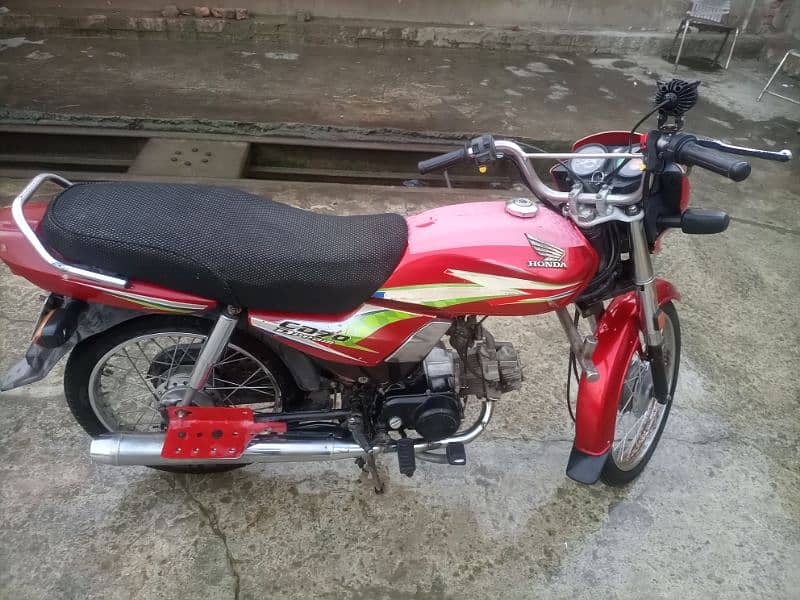 Honda CD 70 dream 2017 3