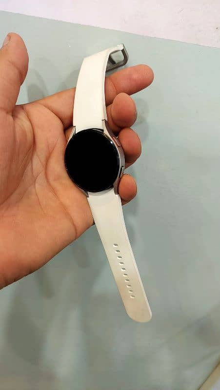 samsung galaxy watch 4 lush condition 7