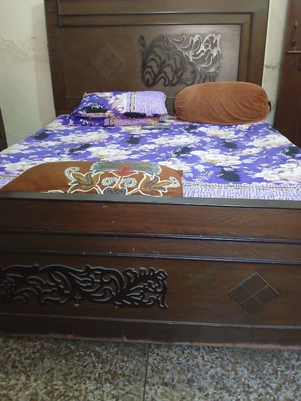 bed set side table dressing  n without mattress 0,3,0,3,5,4,4,9,5,2,5 3