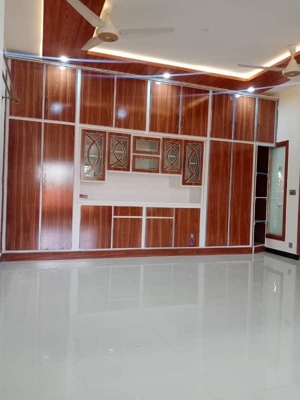 Brend New House For Rent 60*100 12