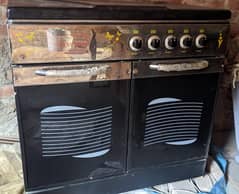 slightly used 5 stove Kenwood cooking range