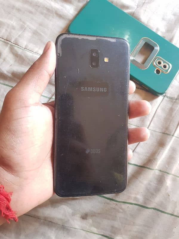 Samsung Galaxy j6+) 1