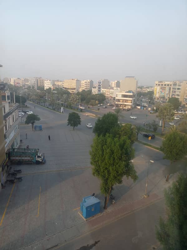 FOR RENT VERY REASONABLE PRICE 1 BED ROOM FUL FURNISHED APARTMENT IN SECTOR C BAHRIA TOWN LAHORE 14