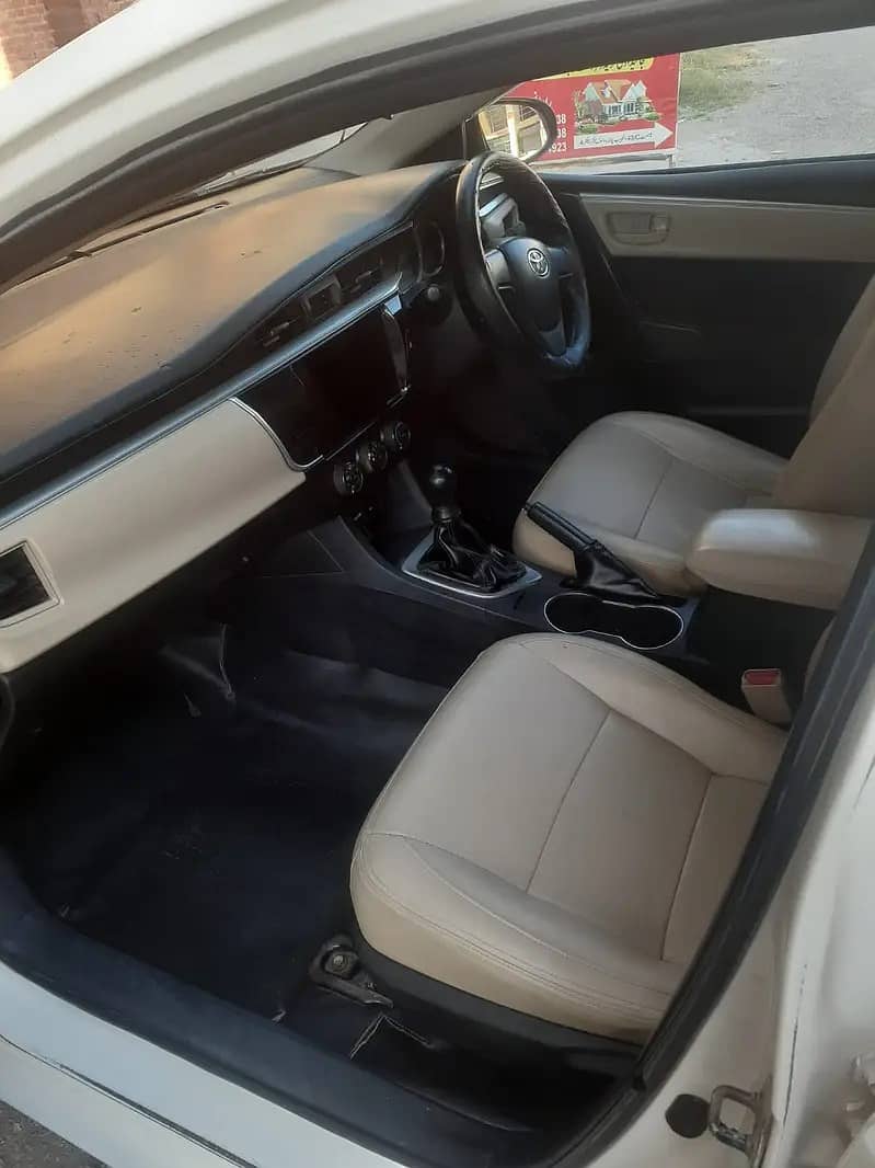 Toyota Corolla XLI Convert GLI 2015 7