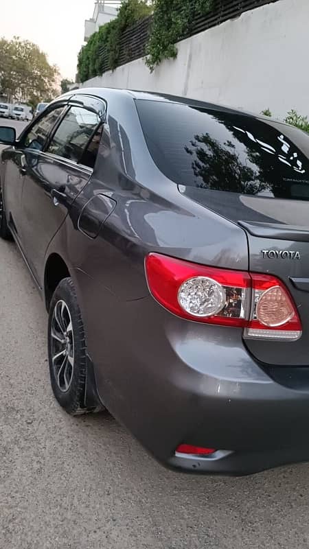 Toyota Corolla GLI 2014 Limited Addition 3