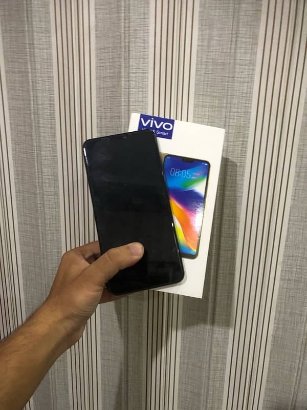 VIVO Y85 1