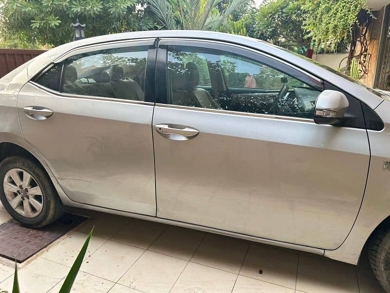 Toyota Corolla Altis 2016 4