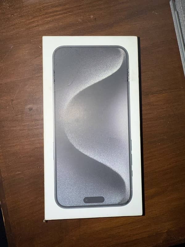 iPhone 15pro max 256GB 1