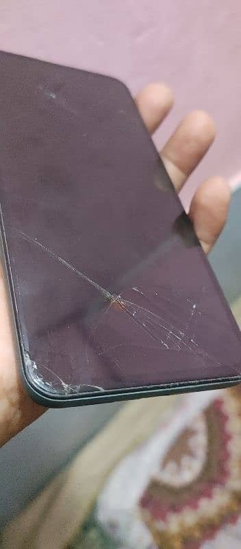 Google Pixel 5a5g panel Broken 7