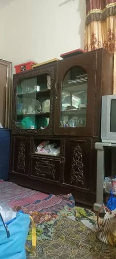 Urgent Original wood Showcase for sale 03324016618