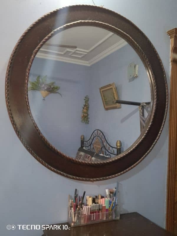 Console & dressing table 3