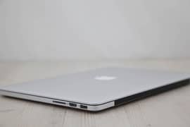 Retina Display (Macbook Pro 2013 late) scratchless condition