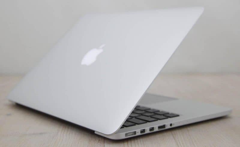 Retina Display (Macbook Pro 2013 late) scratchless condition 4