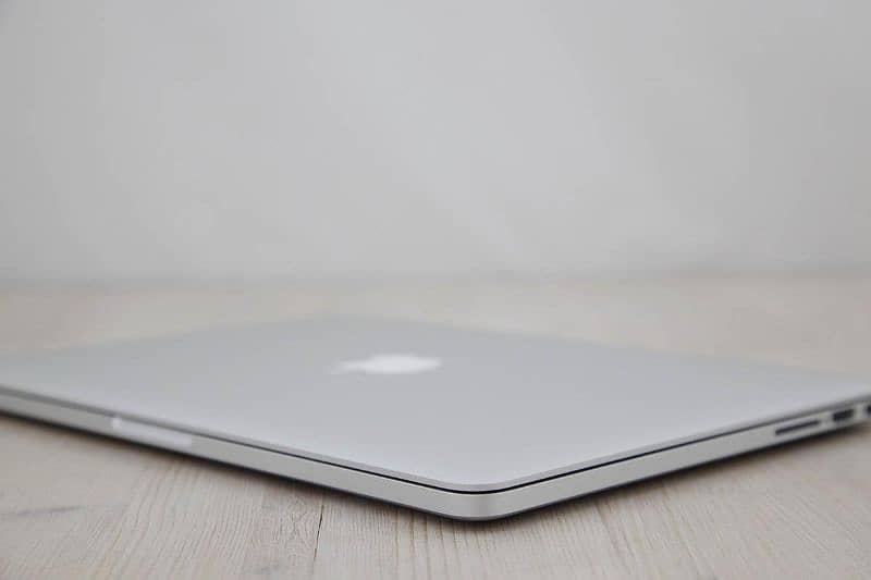 Retina Display (Macbook Pro 2013 late) scratchless condition 7