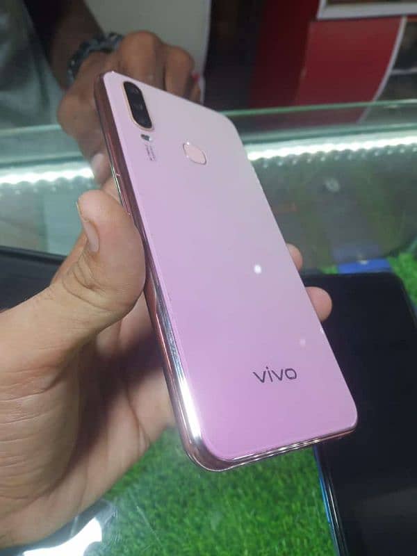 Vivo Y-17 1