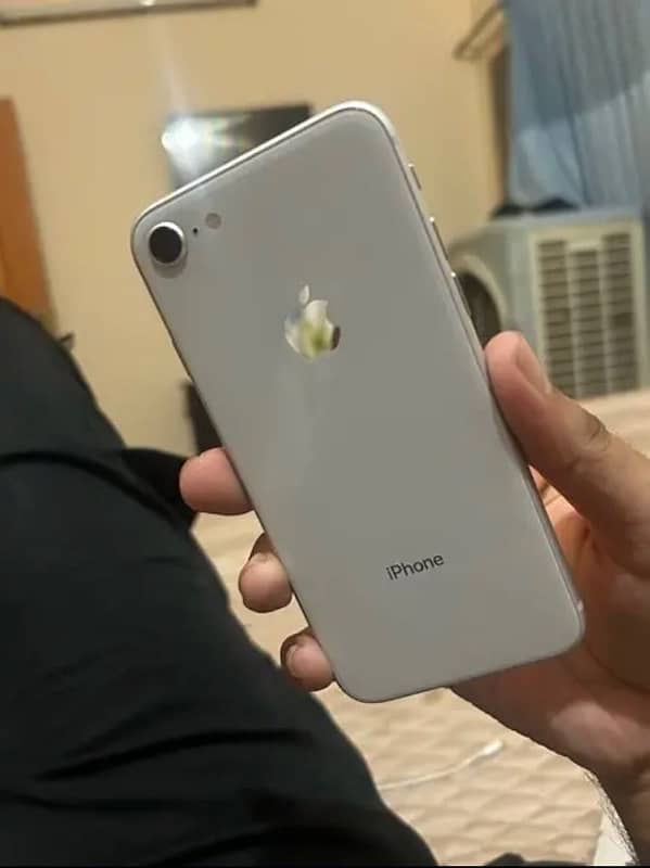 iphone 8 Exchange Available 1