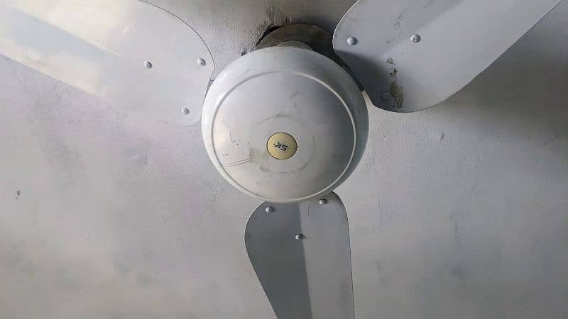 sk ceiling fan excellent condition 1