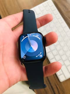 Apple Watch Series 9 GPS 41mm Midnight with Aluminium Case