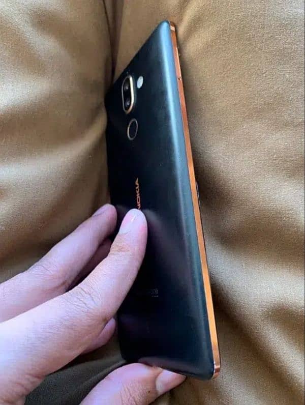 Nokia 7 plus  urgent sale 2