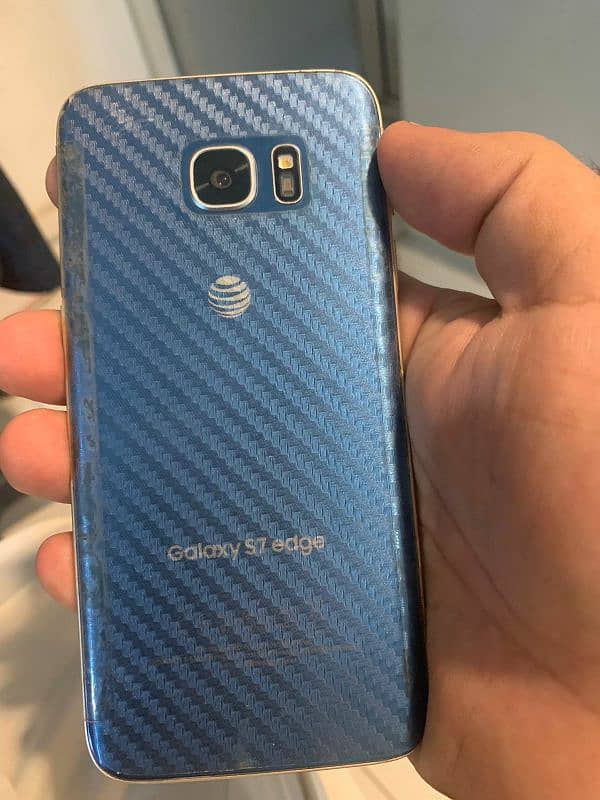 Samsung s7 edge  4GB , 32GB 1