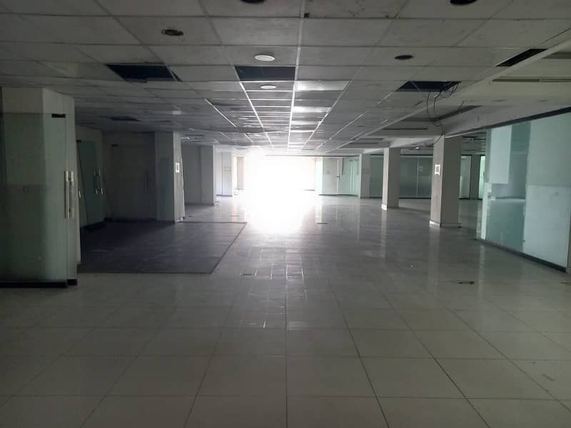 6000 Square Feet MM Alam Facing Very Nice Office 3